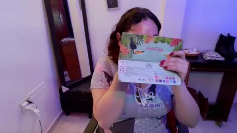 Snapshot of koning_moretti chatting on 1, 3, 2026 camila online show from 1, 3, 2026