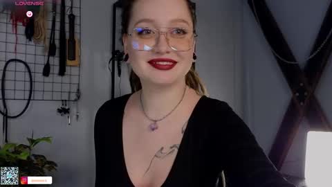 Snapshot of koracrosbie chatting on 25, 2, 2025 Kora TG channel online show from 25, 2, 2025