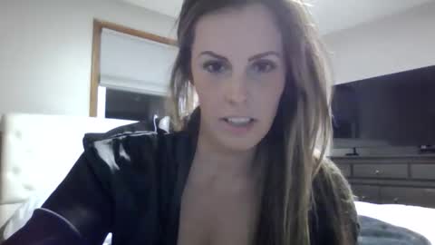 Snapshot of koralynn777 chatting on 19, 10, 2025 KoraLynn777 online show from 19, 10, 2025