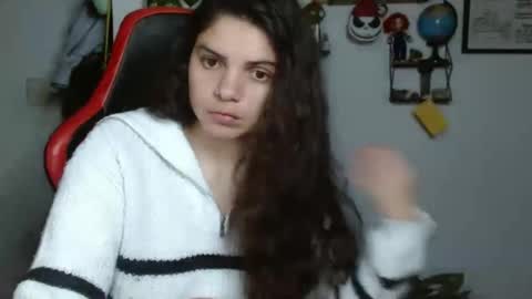 Karoll online show from 1, 3, 2025