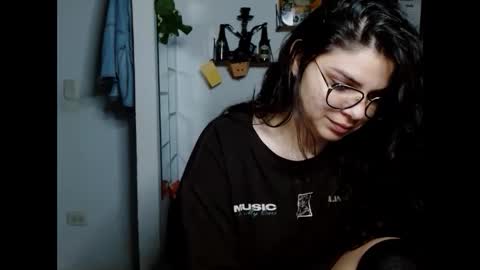 Karoll online show from 5, 10, 2025