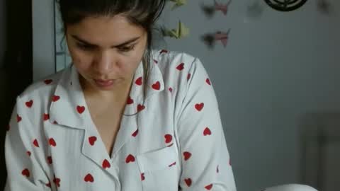 Karoll online show from 1, 2, 2026