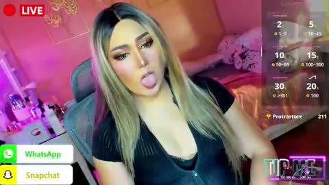 MISS ALICIA online show from 29, 10, 2025