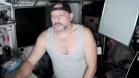 Snapshot of kostasgreek42 chatting on 14, 9, 2025 Kosta online show from 14, 9, 2025