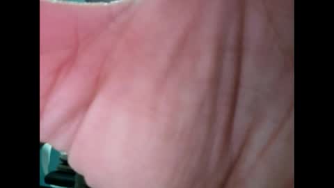 Koto Bombon online show from 8, 1, 2025