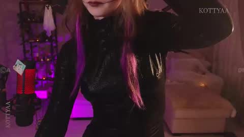 Kottyaa cb FOLLOWING  online show from 31, 10, 2025