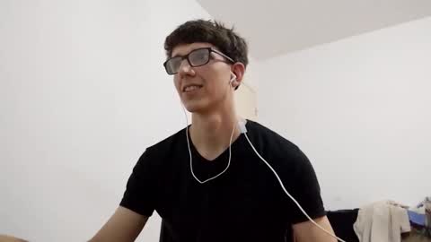 Facu online show from 1, 1, 2025