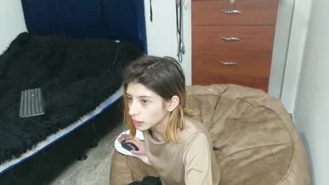 kratos_and_afrodita online show from 11, 10, 2025