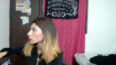 Snapshot of kratos_and_afrodita chatting on 8, 2, 2026 kratos_and_afrodita online show from 8, 2, 2026