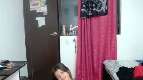 Snapshot of kratos_and_afrodita chatting on 15, 2, 2026 kratos_and_afrodita online show from 15, 2, 2026