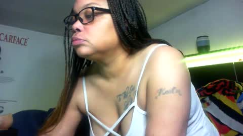 Kremekatie online show from 12, 1, 2025