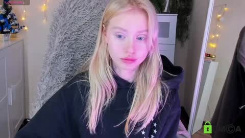 kris_grant online show from 28, 12, 2024