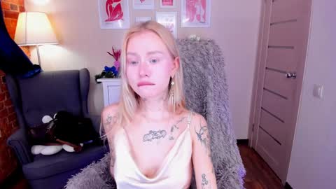 kris_grant online show from 12, 1, 2025