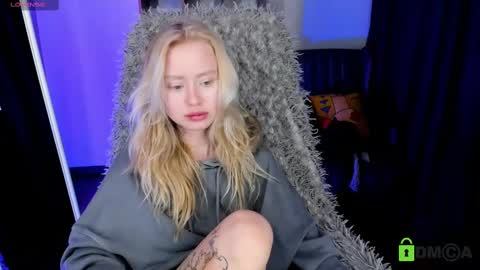 kris_grant online show from 5, 3, 2025