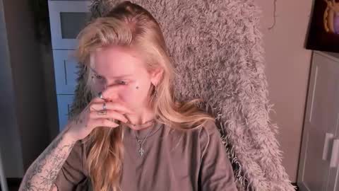 kris_grant online show from 9, 10, 2025