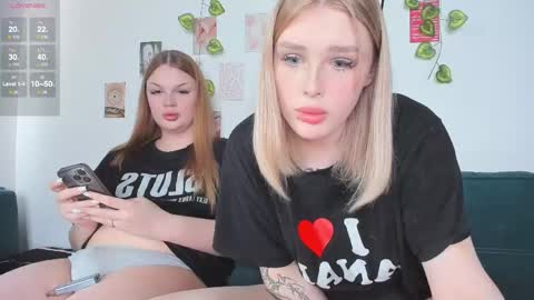 Snapshot of krisi_myrr chatting on 29, 5, 2026 Kristina3 online show from 29, 5, 2026