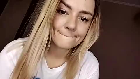 KrissSexi online show from 15, 9, 2025