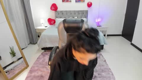 Sophia online show from 17, 2, 2025