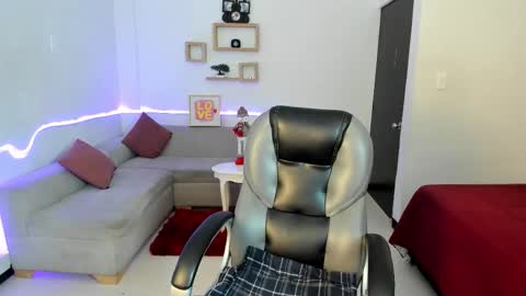 Sophia online show from 2, 12, 2025