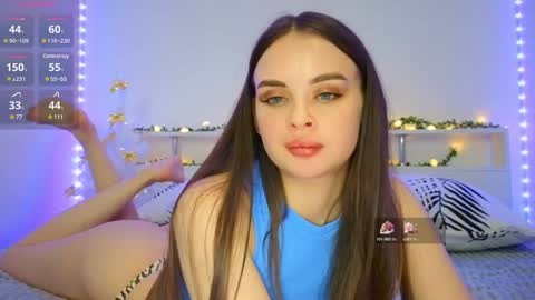 Snapshot of kristen_sayles chatting on 30, 12, 2024 Kris online show from 30, 12, 2024