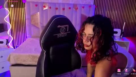 kristen_tay online show from 21, 3, 2026