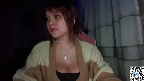 Snapshot of kristibloom chatting on 21, 9, 2025 Christie online show from 21, 9, 2025