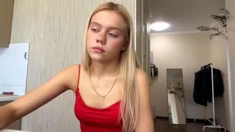 Snapshot of kristifelicien chatting on 11, 6, 2026 Blake online show from 11, 6, 2026