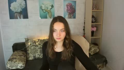 Snapshot of kristinalevis chatting on 25, 12, 2024 Kristina online show from 25, 12, 2024