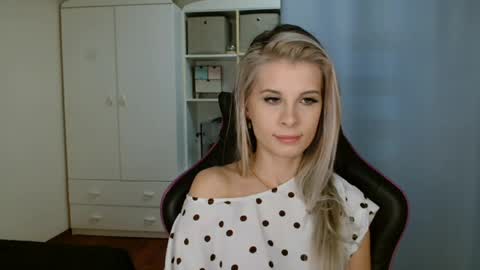 KristineAmore online show from 27, 3, 2026