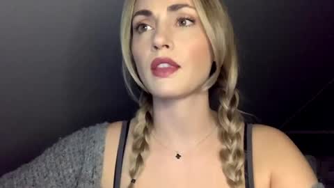 KristineAmore online show from 20, 4, 2026