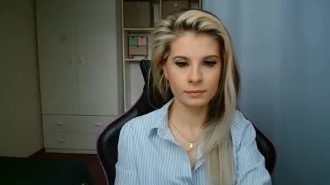 Snapshot of kristineamore chatting on 13, 5, 2026 KristineAmore online show from 13, 5, 2026