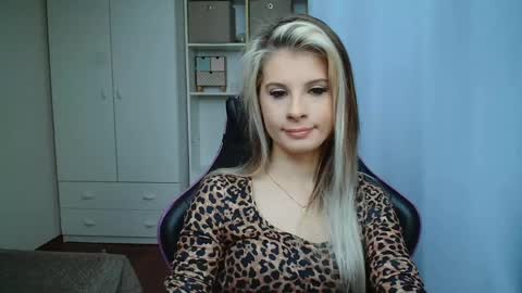 Snapshot of kristineamore chatting on 19, 5, 2026 KristineAmore online show from 19, 5, 2026