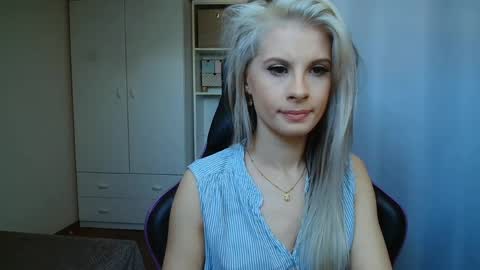 Snapshot of kristineamore chatting on 22, 5, 2026 KristineAmore online show from 22, 5, 2026