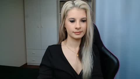Snapshot of kristineamore chatting on 12, 6, 2026 KristineAmore online show from 12, 6, 2026