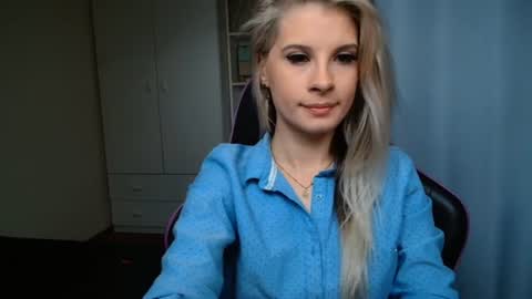 Snapshot of kristineamore chatting on 16, 6, 2026 KristineAmore online show from 16, 6, 2026