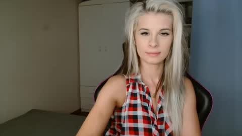 Snapshot of kristineamore chatting on 28, 7, 2026 KristineAmore online show from 28, 7, 2026