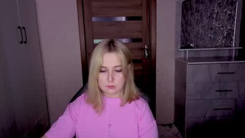 Snapshot of kristy_fran chatting on 1, 2, 2026 Kristy online show from 1, 2, 2026