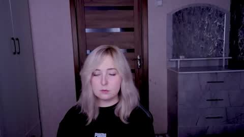 Snapshot of kristy_fran chatting on 11, 3, 2026 Kristy online show from 11, 3, 2026