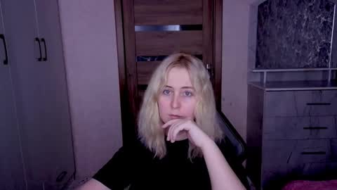 Snapshot of kristy_fran chatting on 15, 3, 2026 Kristy online show from 15, 3, 2026