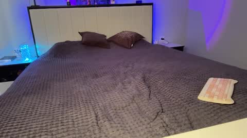 Kristi online show from 6, 3, 2025