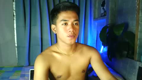 Snapshot of kritthanarkorn chatting on 19, 5, 2026 kritthanarkorn online show from 19, 5, 2026