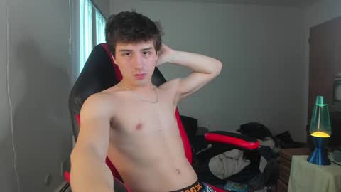 Snapshot of kroddy1985 chatting on 28, 1, 2025 Brayden Thompson online show from 28, 1, 2025