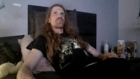 Snapshot of krullz123 chatting on 9, 7, 2026 Krullz online show from 9, 7, 2026