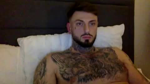 Snapshot of krxt13 chatting on 25, 11, 2025 krxt13 online show from 25, 11, 2025