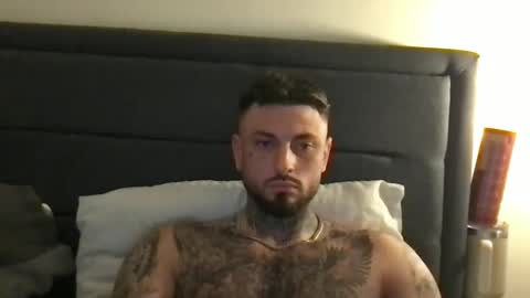 Snapshot of krxt13 chatting on 9, 4, 2026 krxt13 online show from 9, 4, 2026