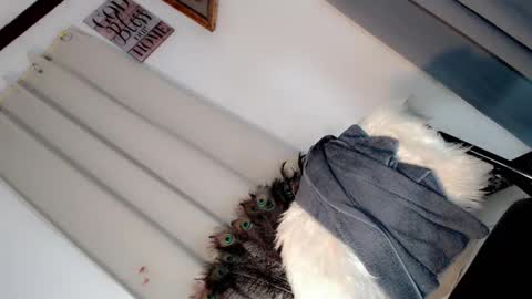 kryplialoveyou online show from 3, 2, 2026