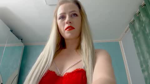 krystal desire online show from 25, 2, 2026