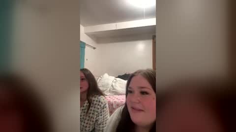 krystalbaby2727 online show from 8, 7, 2026