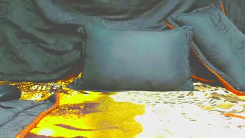 kryxtal online show from 16, 4, 2026