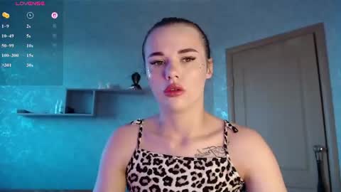 Ksenia online show from 13, 7, 2026